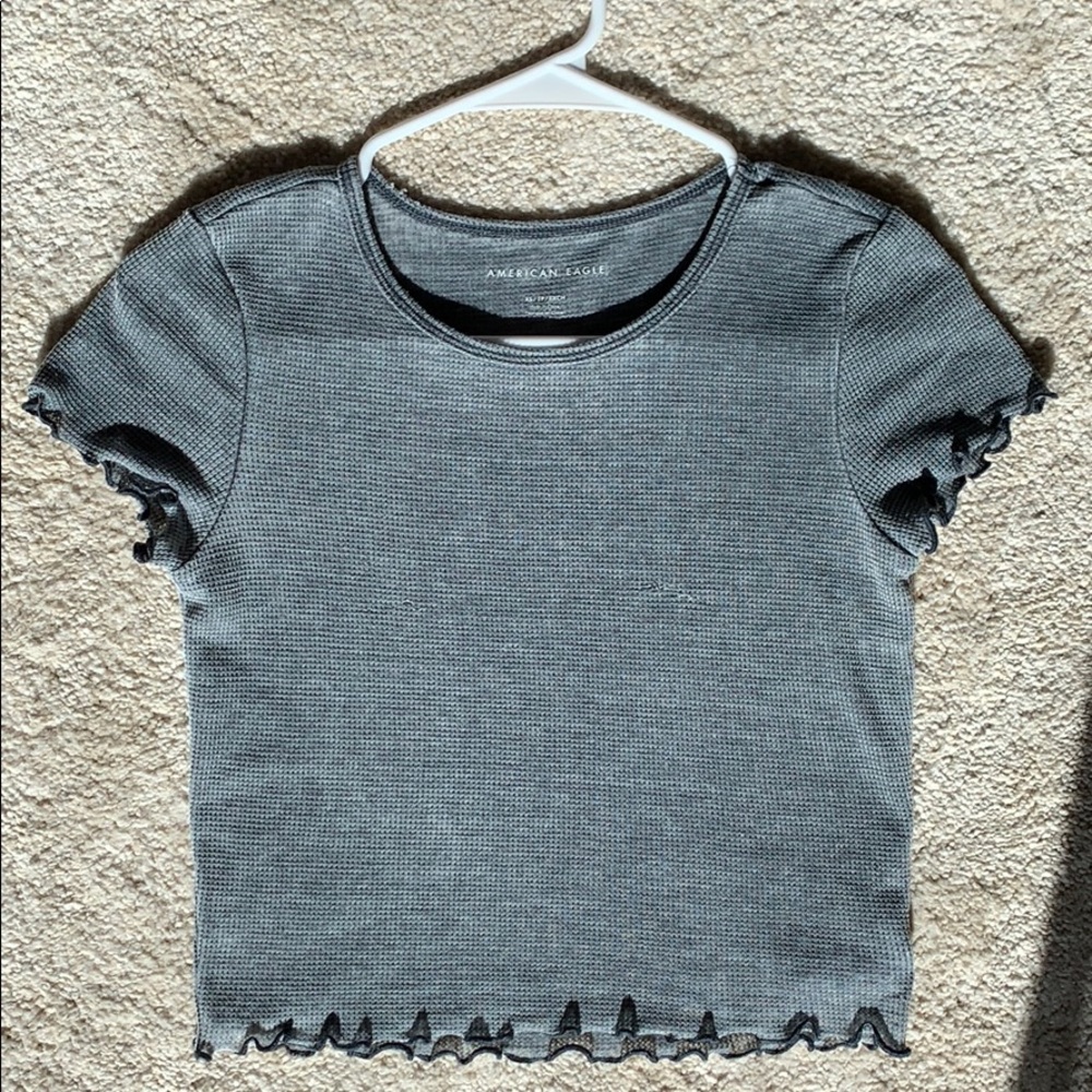 American Eagle Top With Ruffles